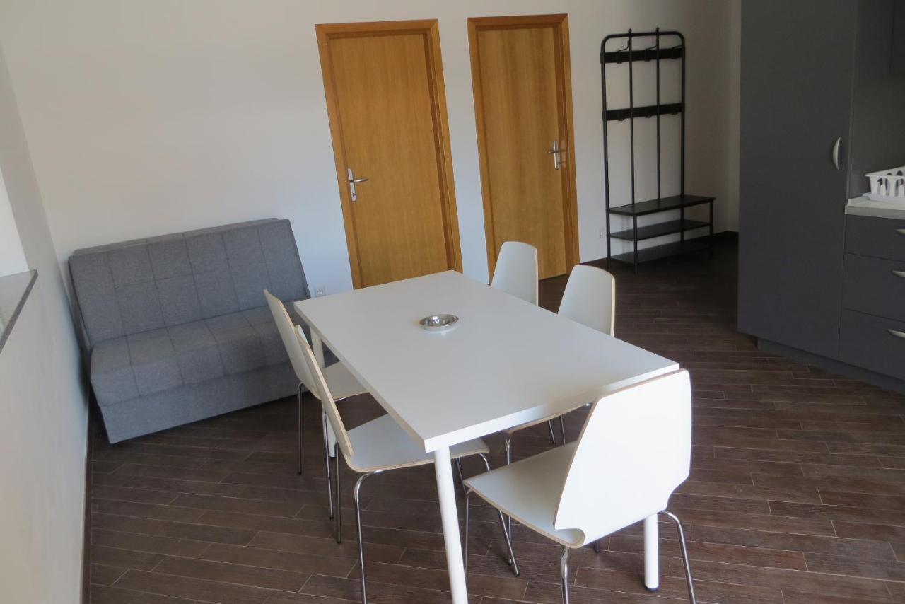 Mungos Apartment Cesarica Ngoại thất bức ảnh