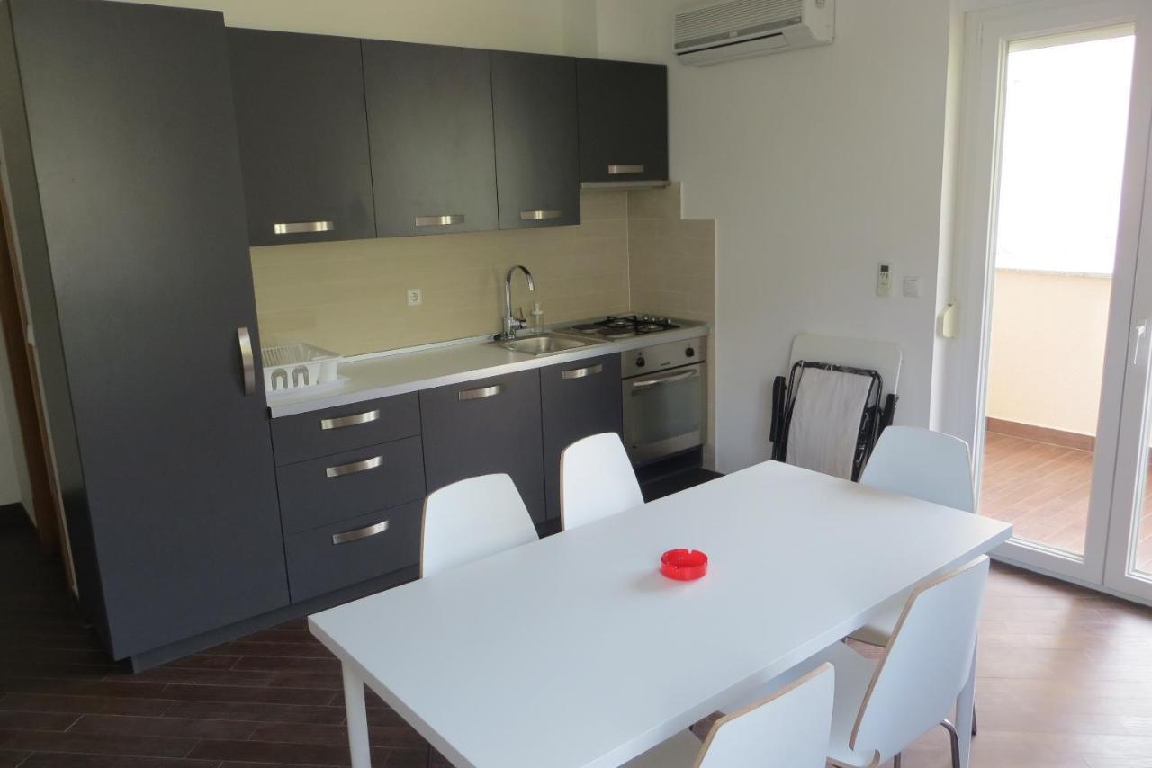 Mungos Apartment Cesarica Ngoại thất bức ảnh