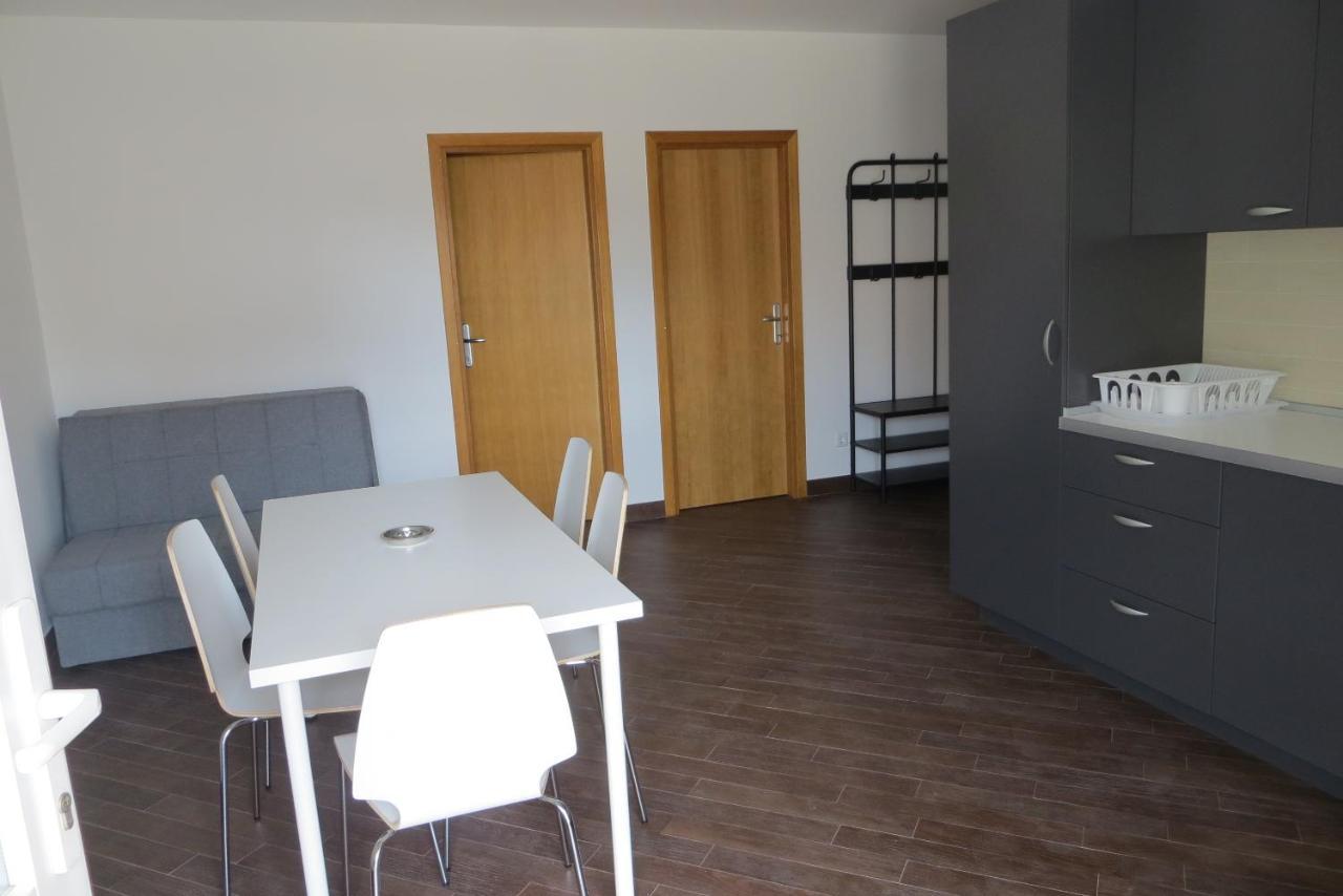 Mungos Apartment Cesarica Ngoại thất bức ảnh